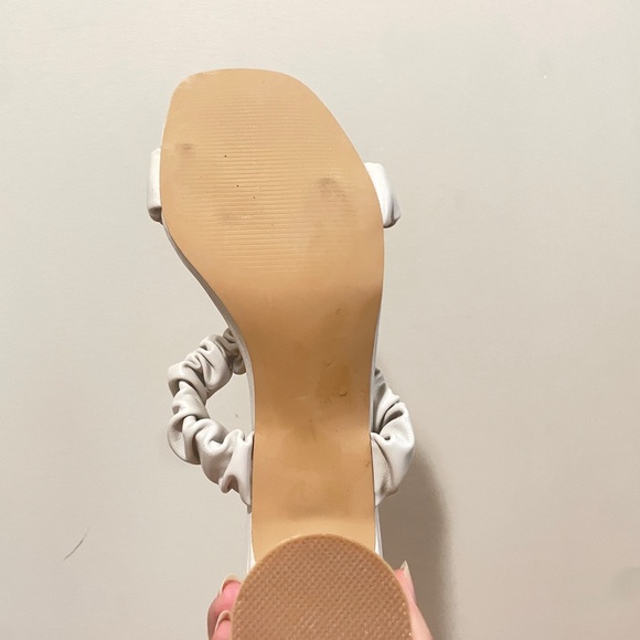 Express Ruched Double Band Heeled Sandals size 5.5-6 - Picture 10 of 11